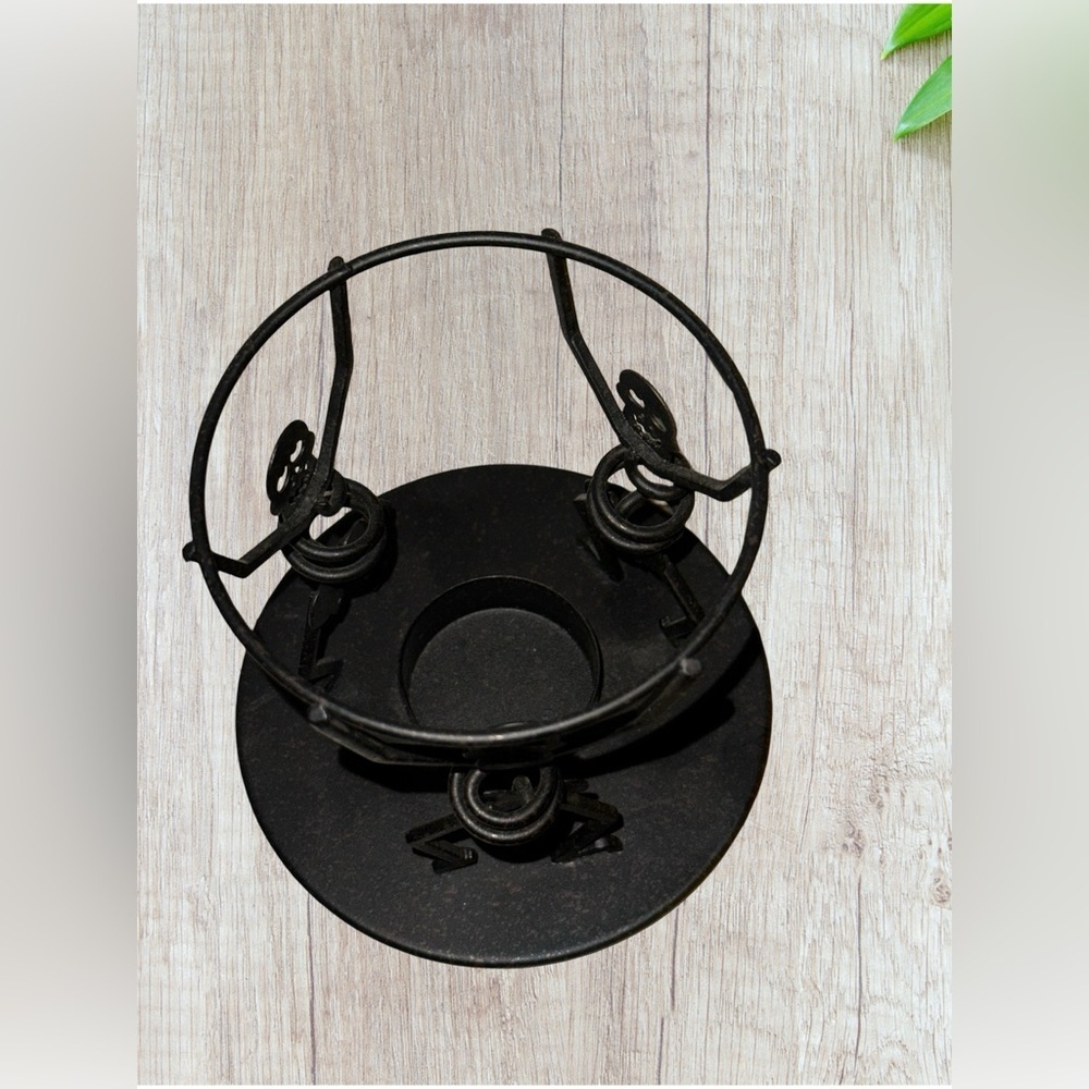 PartyLite Mr. Bones HALLOWEEN Aroma Melts Wax Warmer Retired P8603 Black Metal. - Picture 5 of 16